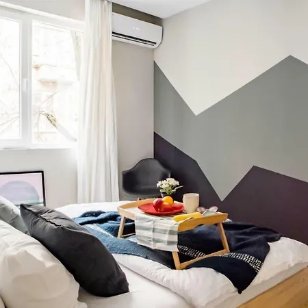 Apartment Best Location| Quiet & Spacious | Two Bedrooms *